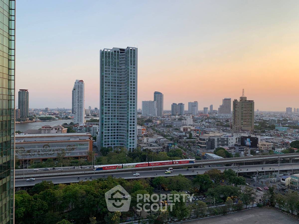picture 2-BR Condo at The River Condominium near BTS Saphan Taksin (ID 513216) - 13/13