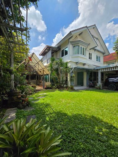 4-bed house for sale, 250 sqm, 108 sq wah, Laddarom Watcharapol