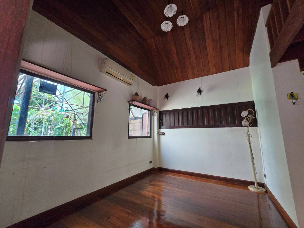 รูป ขาย บ้านเดี่ยว ลัดดารมย์ วัชรพล เฟส 3 ขนาด 108 ตร.ว. พื้นที่ใช้สอย 250 ตร.ม. 4 ห้องนอน 3 ห้องน้ำ 2 จอด ใกล้ด่วนสุขาภิบาล 5 คุณเจษฎ์ 089-987-2251 - รูปที่ 4/17
