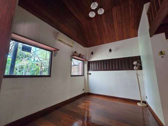 4-bed house for sale, 250 sqm, 108 sq wah, Laddarom Watcharapol