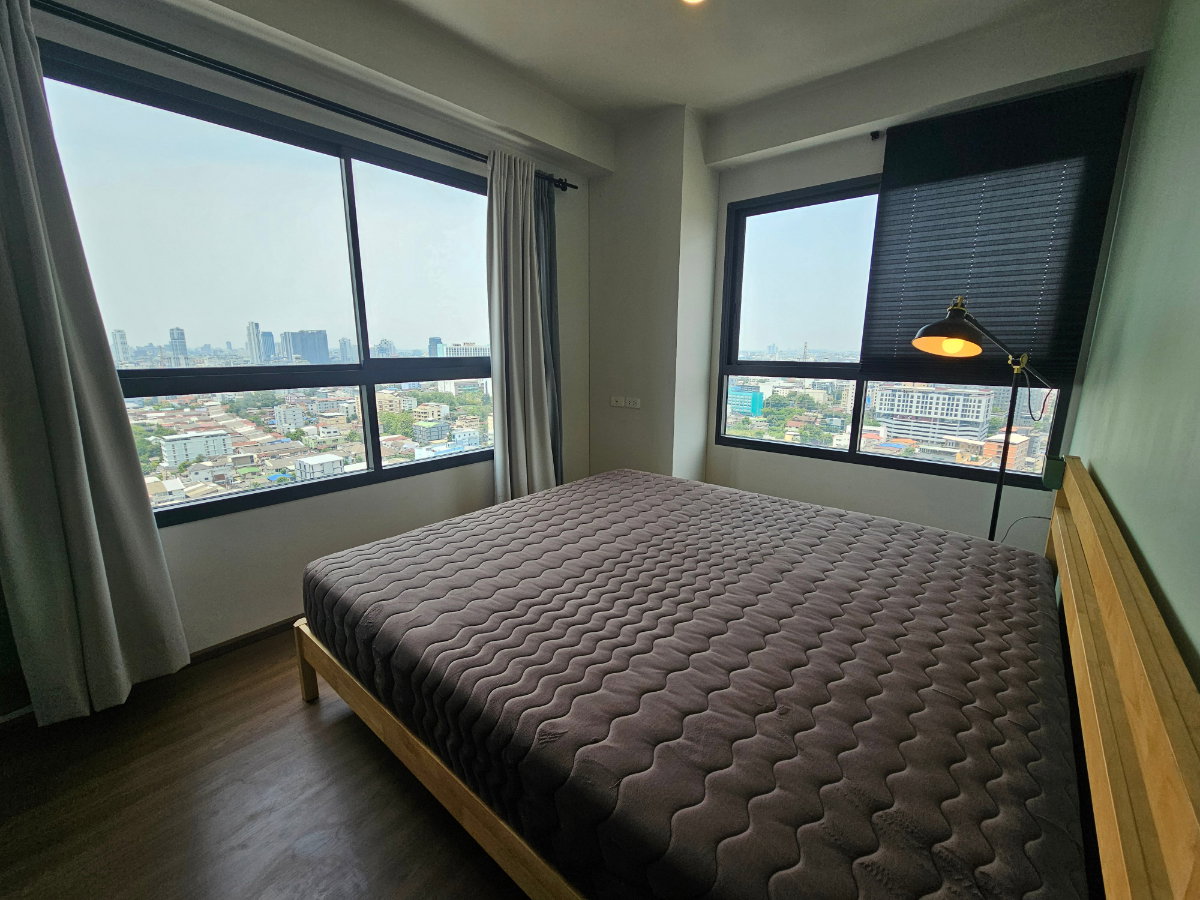 picture For Sale: 2-Bedroom Condo at Ideo Ratchada–Sutthisan - 6/15