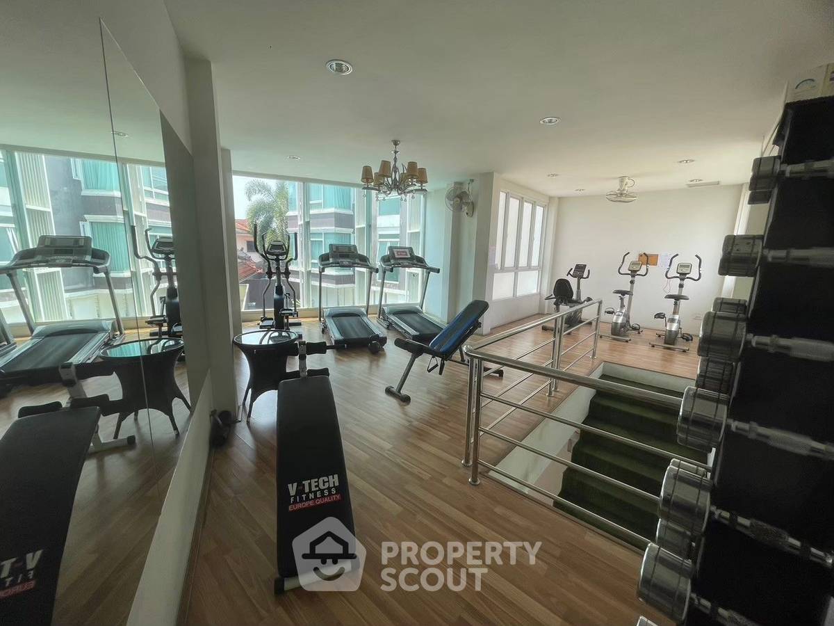 picture 2-BR Condo At The Benefits Condo, San Phisuea, Chiang Mai (ID 757772) - 16/20