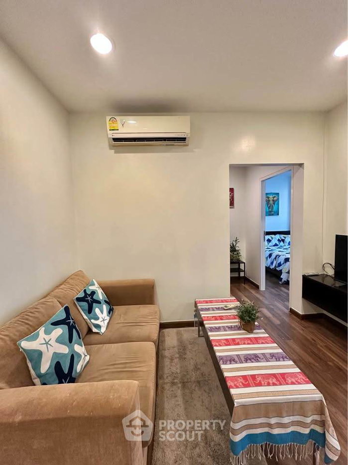 picture 2-BR Condo at Chewathai Ratchaprarop near BTS Victory Monument (ID 2855005) - 4/28