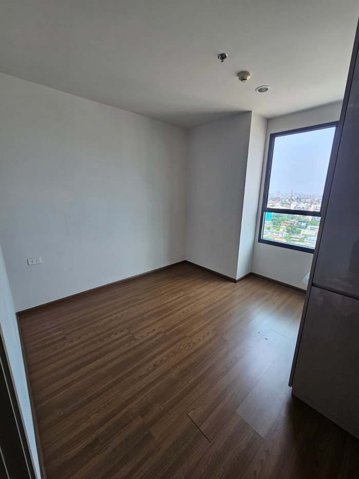 picture For Sale: 2-Bedroom Condo at Ideo Ratchada–Sutthisan - 9/15
