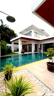 Houses for rent Phuket : 4 Bedroom Villa for rent in Rawai, Phuket  6443602