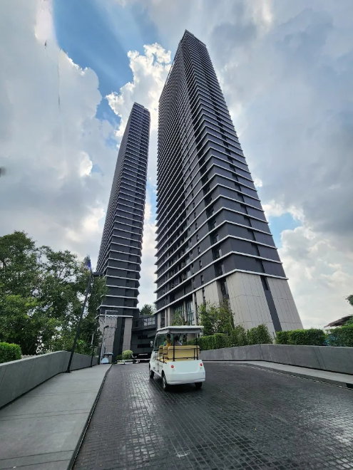 รูป ห้องวิวเอเชียทีค เห็นพลุทั้งปี | เฟอร์ครบ พร้อมอยู่ | ใกล้ ICONSIAM และ BTS กรุงธนบุรี | 15,000 บาท/เดือน - รูปที่ 18/42