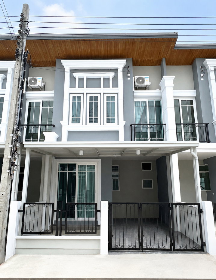 รูป 🏡✨ ให้เช่า Golden Town สุขุมวิท–ลาซาล 🛍️ ใกล้ BITEC, Central Bangna 🏫 ใกล้ Bangkok Patana - รูปที่ 1/17