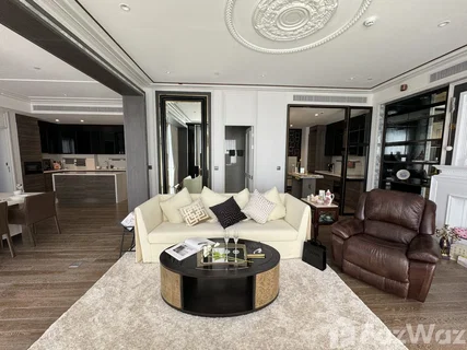 2 Bedroom Condo for sale at Muniq Langsuan 1709796