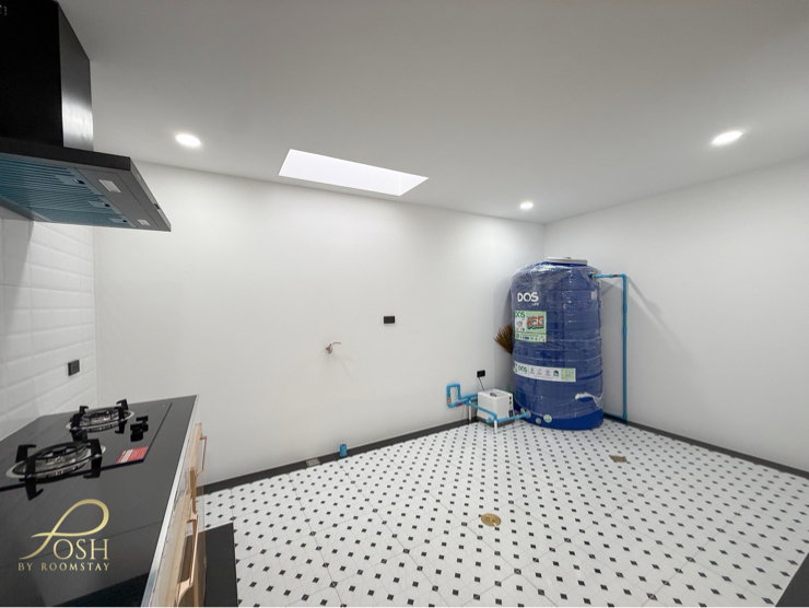 รูป บ้าน2ชั้น รีโนเวทใหม่ ทำเลวิชิต ซอยก้าวหน้า1 ในสไตล์โมเดิร์นอบอุ่น ที่ผสมผสานงานตกแต่งโทนไม้ได้อย่างลงตัว มาพร้อมระเบียงกว้าง 3ห้องนอน  - รูปที่ 19/27