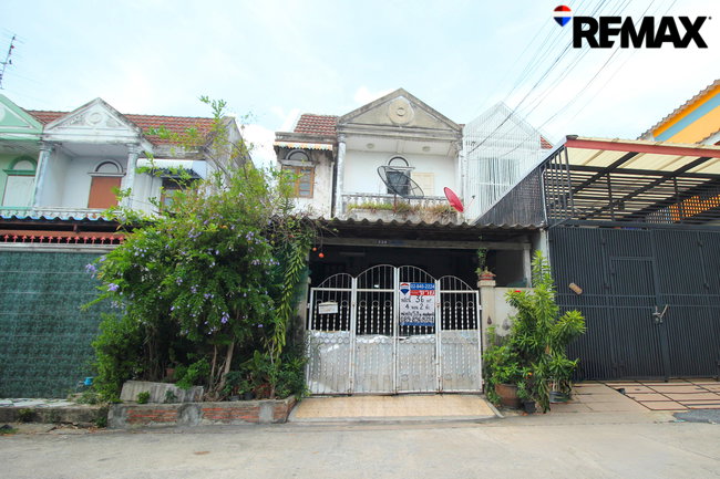 รูป ขาย บ้านแฝด กัลปพฤกษ์ หมู่บ้านอินทราวิลล่า ใหญ่กว่าบ้านเดี่ยว ต่อเติมครัว คุ้ม 36 ตรว. 2.6 ล้าน - รูปที่ 2/15