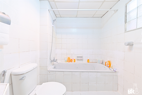 Prestige Tower Hurry, big discount is ending! near MRT Sukhumvit Station