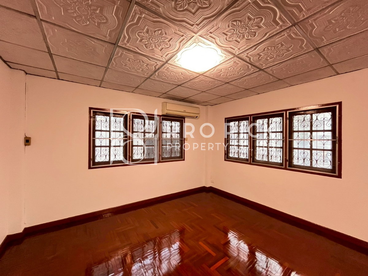 picture PP-00245 Single House in Prime Sukhumvit 101/1 BTS Punnawithi - 5/13