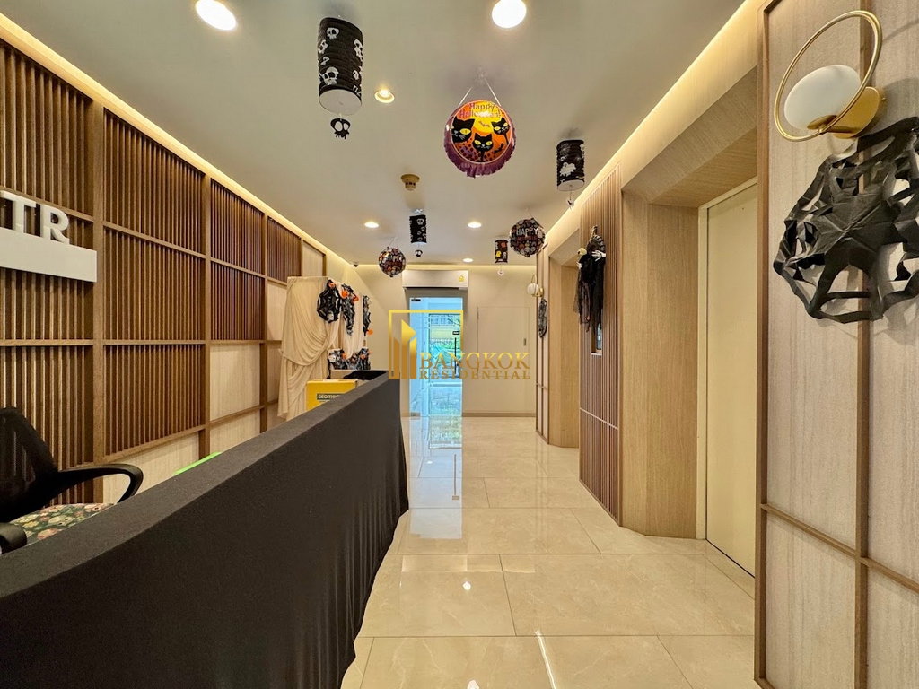 รูป Spacious 2 Bedroom Apartment For Rent in Asoke Area - BR21432AP - รูปที่ 30/34