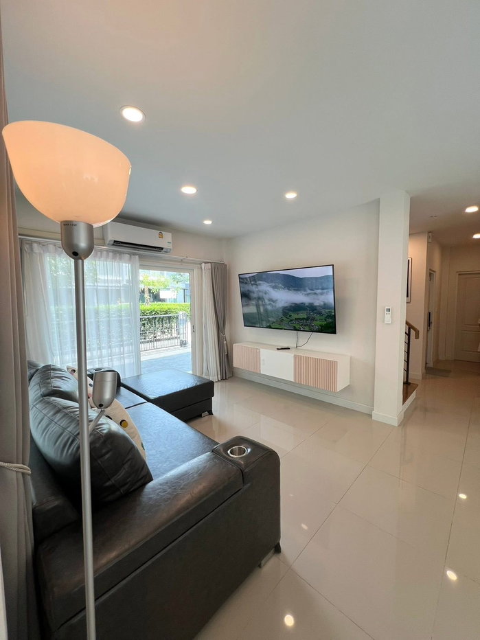 รูป 🏡 ให้เช่าบ้านเดี่ยวหรู Centro บางนา – วงแหวน 4 ห้องนอน 3 ห้องน้ำ ทำเลดีที่สุดในโครงการ ติดคลับเฮ้าส์ เดินเพียง 10 ก้าวถึง บ้านพร้อมอยู่ - รูปที่ 4/18