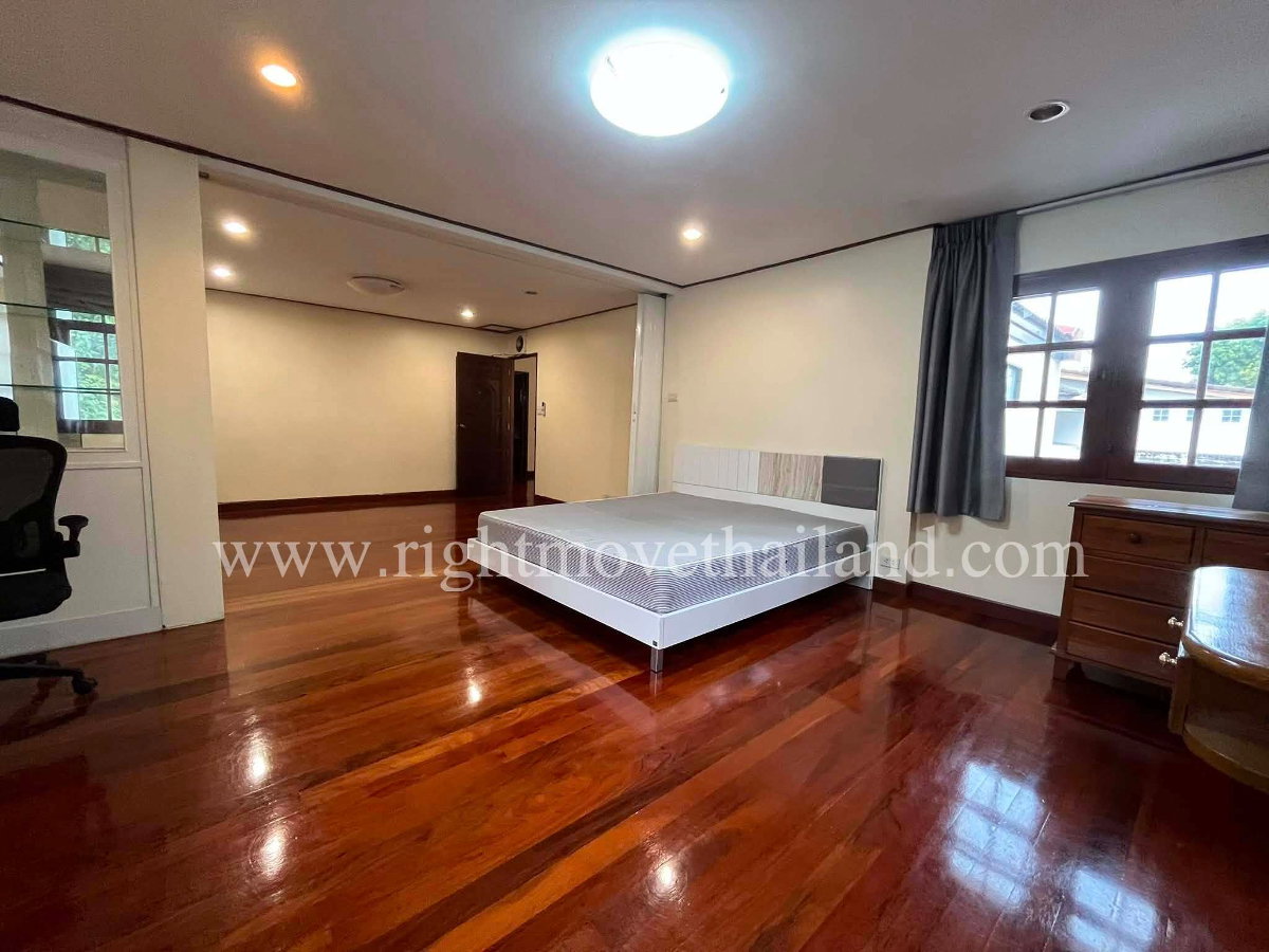 รูป ขายบ้านเดี่ยวแปลงใหญ่หายาก พัฒนาการ 30 - รูปที่ 15/21