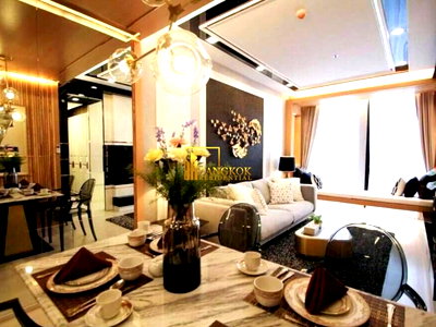 คอนโดให้เช่า : Noble Ploenchit | Elegant 1 Bed Condo For Rent Next to BTS - BR19928CD