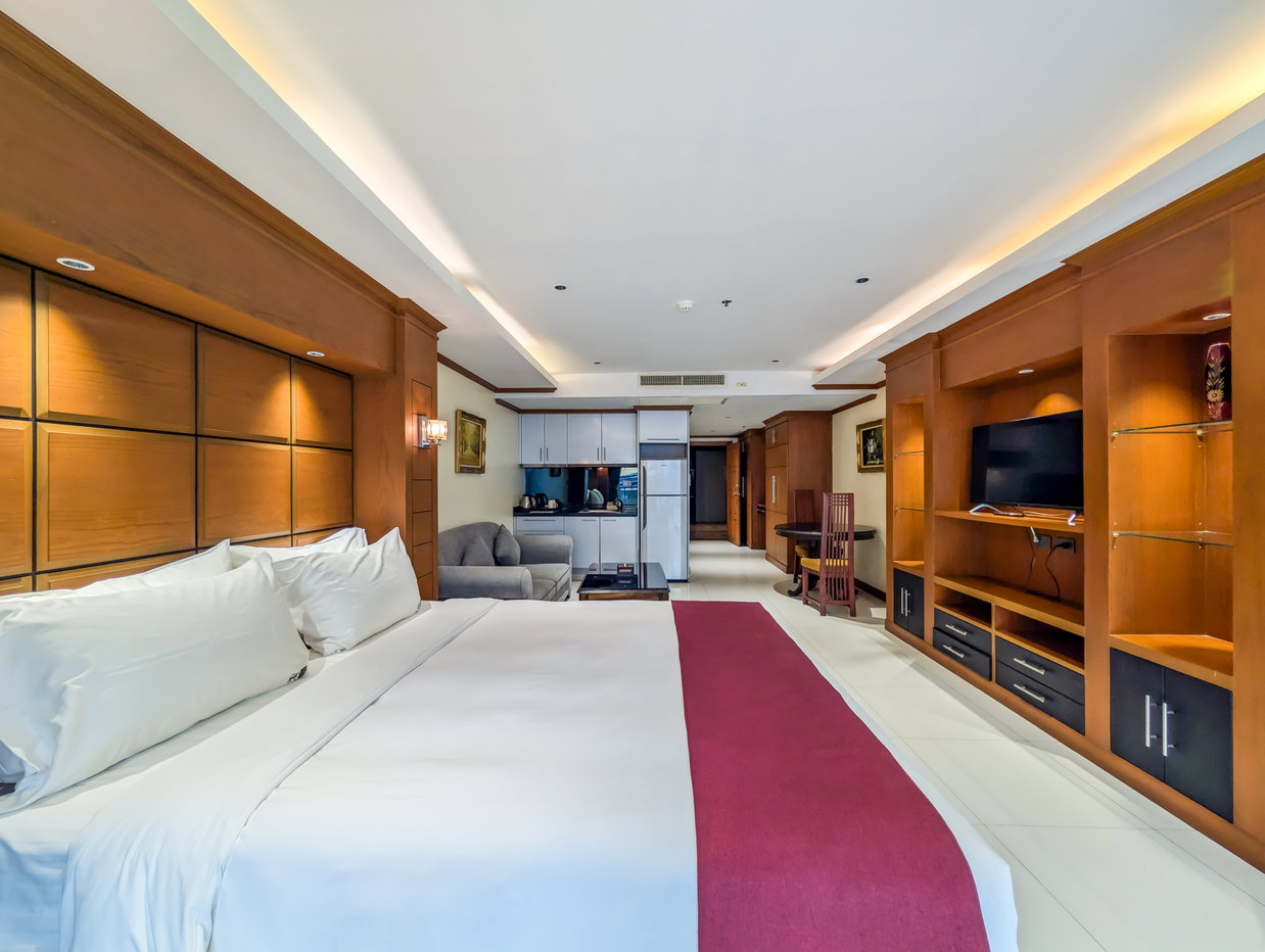 รูป Tara Court Studio Condo for Rent Pratumnak Hill - รูปที่ 4/12