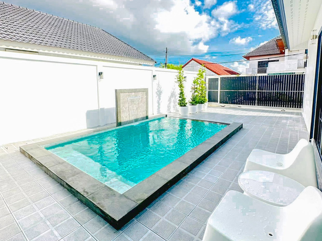 picture New Pool Villa for Sale East Pattaya Siam Area - 11/13