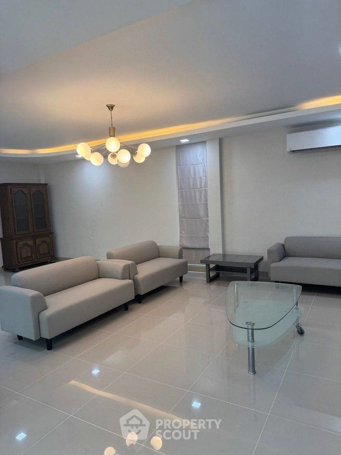 รูป บ้าน 3-ห้องนอน ที่ โนเบิล ทารา พัฒนาการ ใกล้ ARL หัวหมาก (ID 2975672) - รูปที่ 11/13