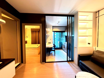 คอนโดให้เช่า : 🍀Full Built-in ราคาดี ส่วนกลางปัง- Life asoke rama9 🍀