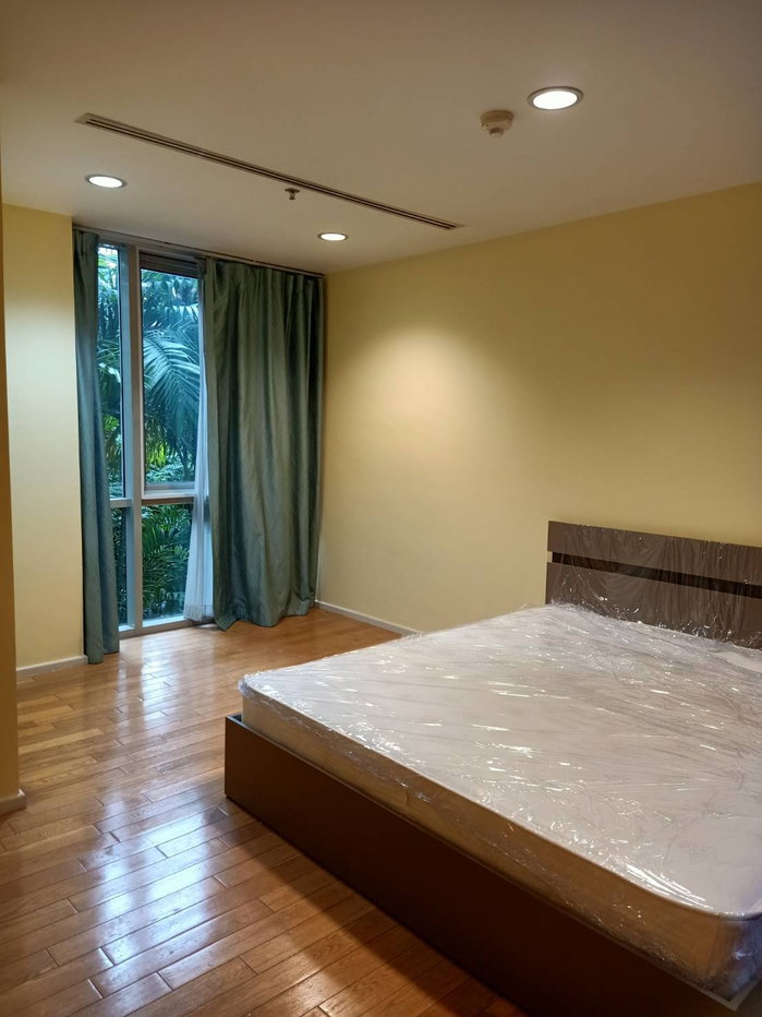 รูป Condo for RENT : The Legend Saladaeng  (Pet allowed) size  110 sqm. 2 Bed /2 Bath (Bathtub)  /Corner room/ Balcony /Garden View   2nd  floor  - รูปที่ 7/18