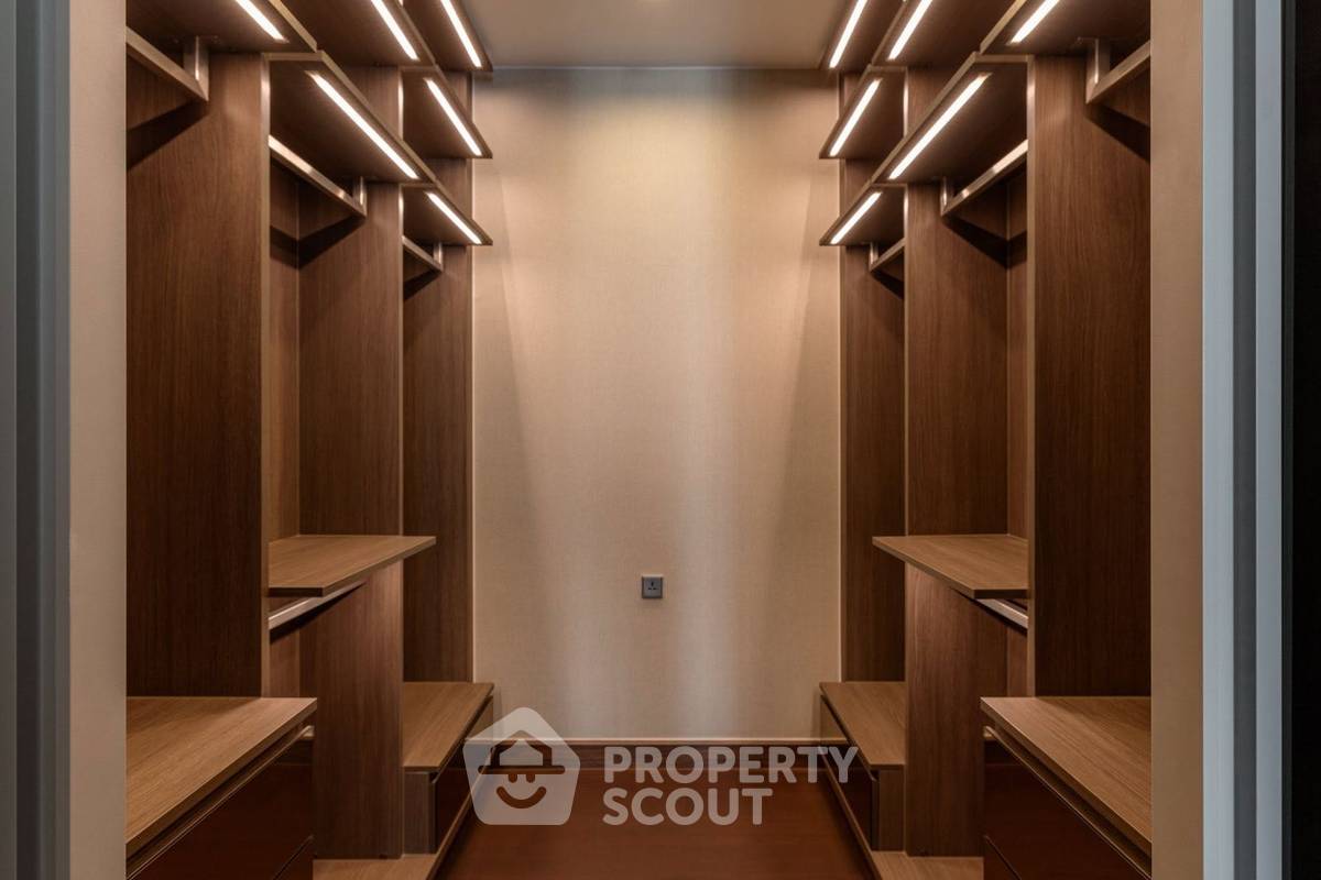picture 2-BR Condo at Q1 Sukhumvit near BTS Nana (ID 2974546) - 9/17