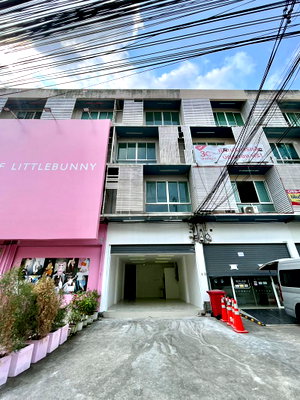 เช่าอาคารพาณิชย์ เซ็นทรัล พลาซ่า บางนา : ให้เช่าอาคารพาณิชย์ 4 ชั้น ติดถนนลาซาล (สุขุมวิท 105) บางนา