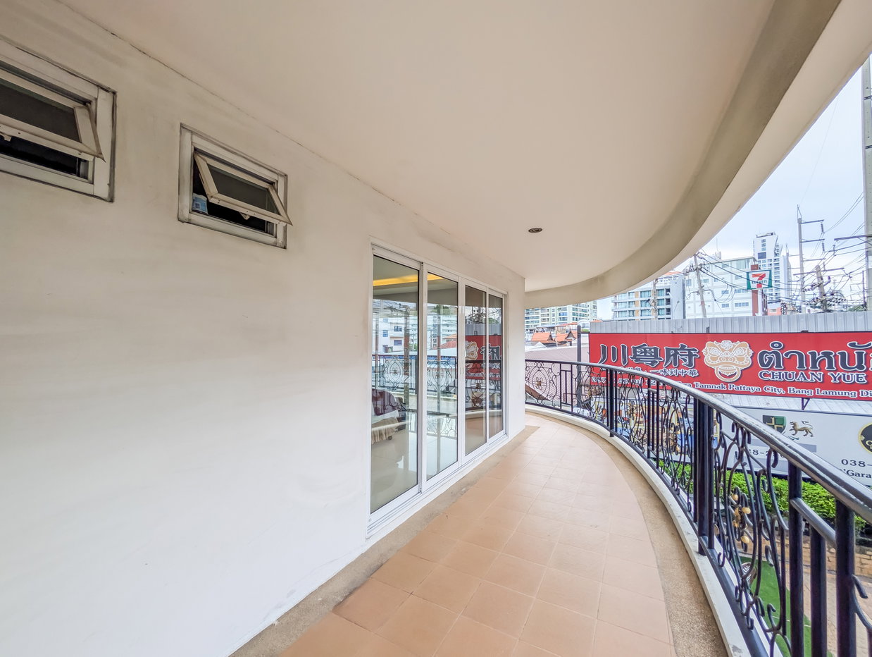 picture Tara Court 2 Bedroom Condo for Rent Pratumnak Hill - 14/16