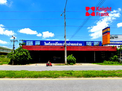 โรงงาน แยกบ้านกร่าง พิษณุโลก : ขายที่ดินพร้อมโกดัง ติดถนนสิงหวัฒน์ อำเภอเมืองพิษณุโลก จังหวัดพิษณุโลก