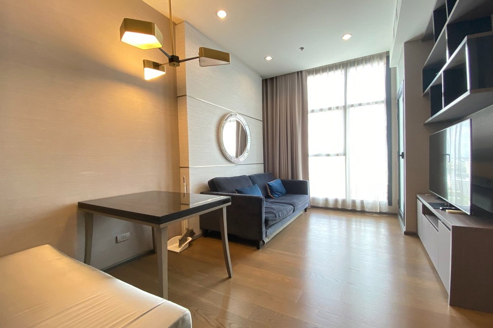 รูป 🔥 เช่าด่วน !! The Diplomat Sathorn, 1 ห้องนอน, 1 ห้องน้ำ, ชั้นสูง 22++, ทำเลดี !!🔥Code C20230207863 แต่งครบ, พร้อมเข้าอยู่📣📣 - รูปที่ 2/7