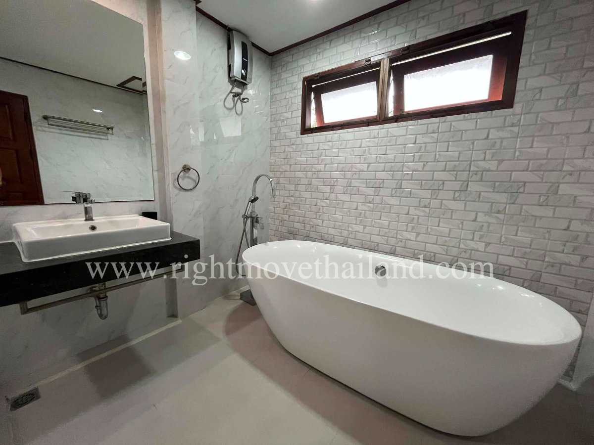 รูป ขายบ้านเดี่ยวแปลงใหญ่หายาก พัฒนาการ 30 - รูปที่ 19/21