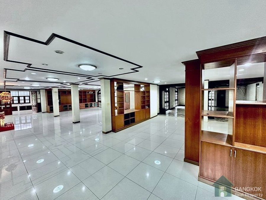 รูป ขายบ้านเดี่ยวขนาดใหญ่ 6 ห้องนอน l สุทธิสาร - รูปที่ 3/10