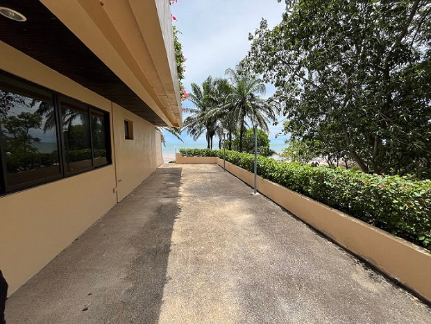 รูป คอนโด ติดชายทะเล ชะอำ มี Terrace ติดสวน ร่มรื่น รหัสแฟ้ม 60-00812 หรือ 28949-0001 ติดต่อคุณสุชาติ - รูปที่ 9/20