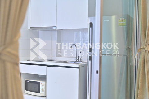 Centric Ratchada-Suthisan near MRT Sutthisan Station Ready-to-move-in, Prime Location Condo