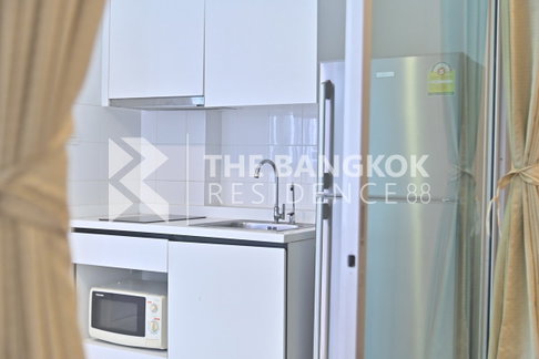 Centric Ratchada-Suthisan near MRT Sutthisan Station Ready-to-move-in, Prime Location Condo