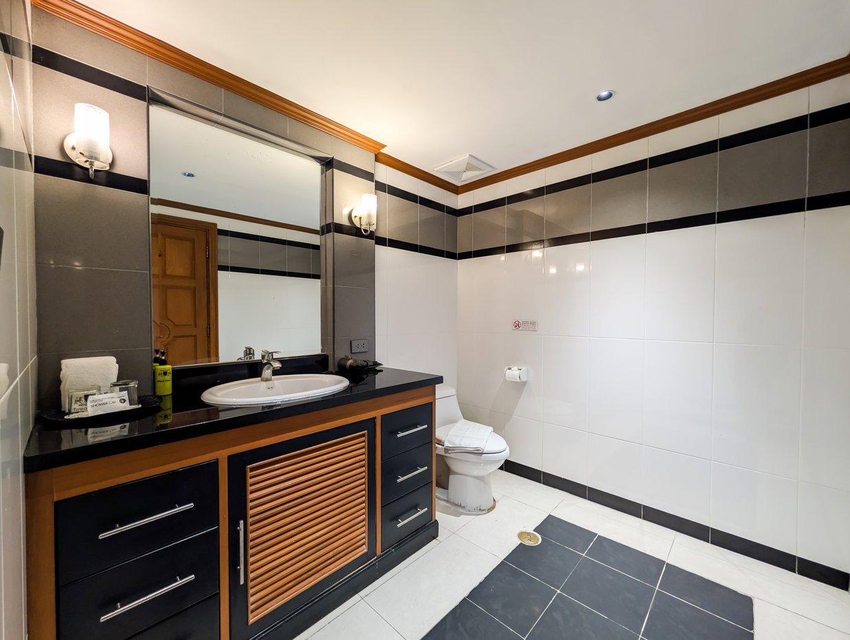 รูป Tara Court Studio Condo for Rent Pratumnak Hill - รูปที่ 11/12