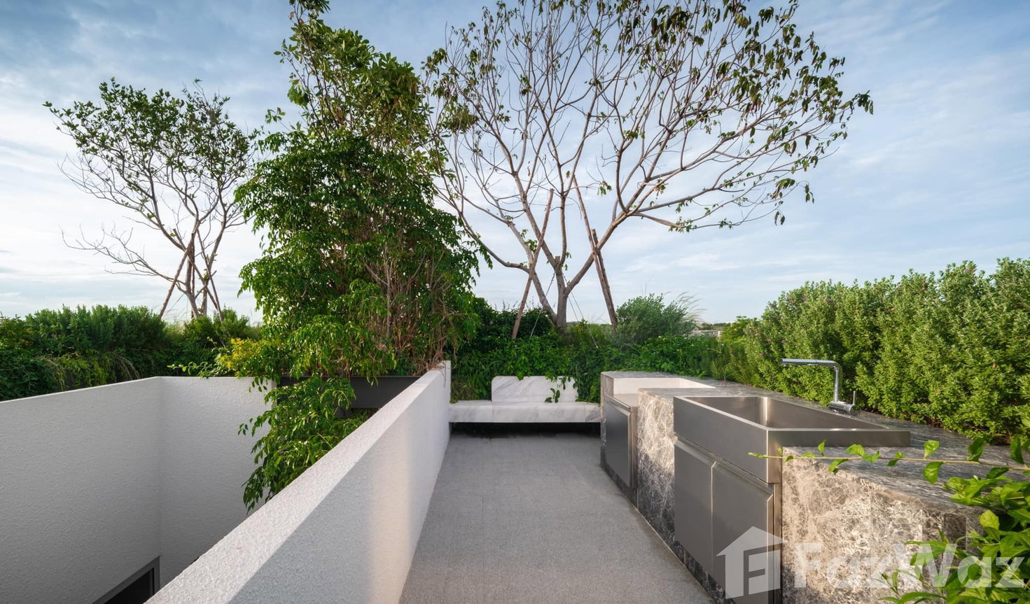 รูป 6floors, elevator, swimming pool and basement(Private) ARQ10 1735388 - รูปที่ 15/18