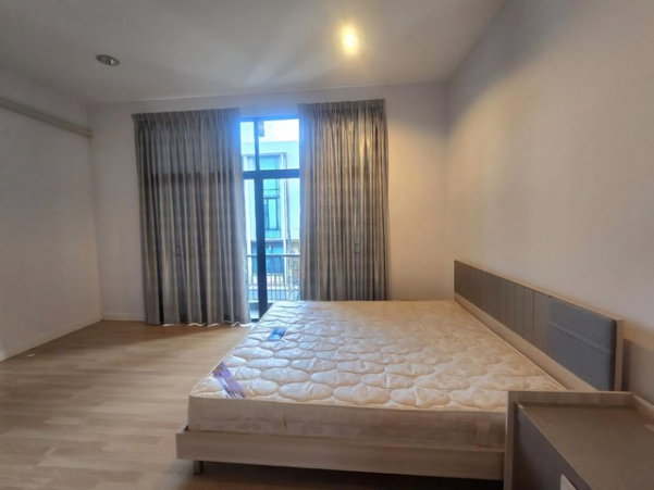 picture FOR RENT TOWNHOUSE PROPERTY 28000 BAHT per MONTH - 5/8