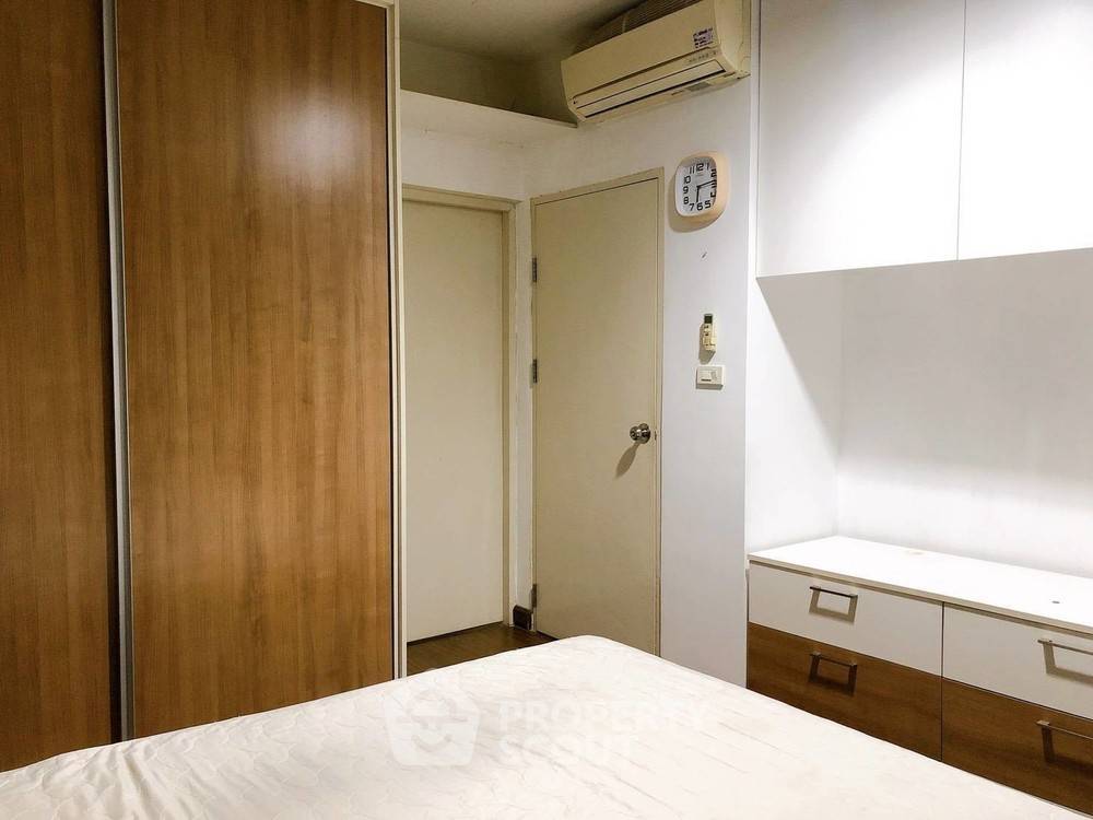 picture 1-BR 47 Sqm Condo In The Iris, Near ARL Hua Mak (ID 320509) - 7/16