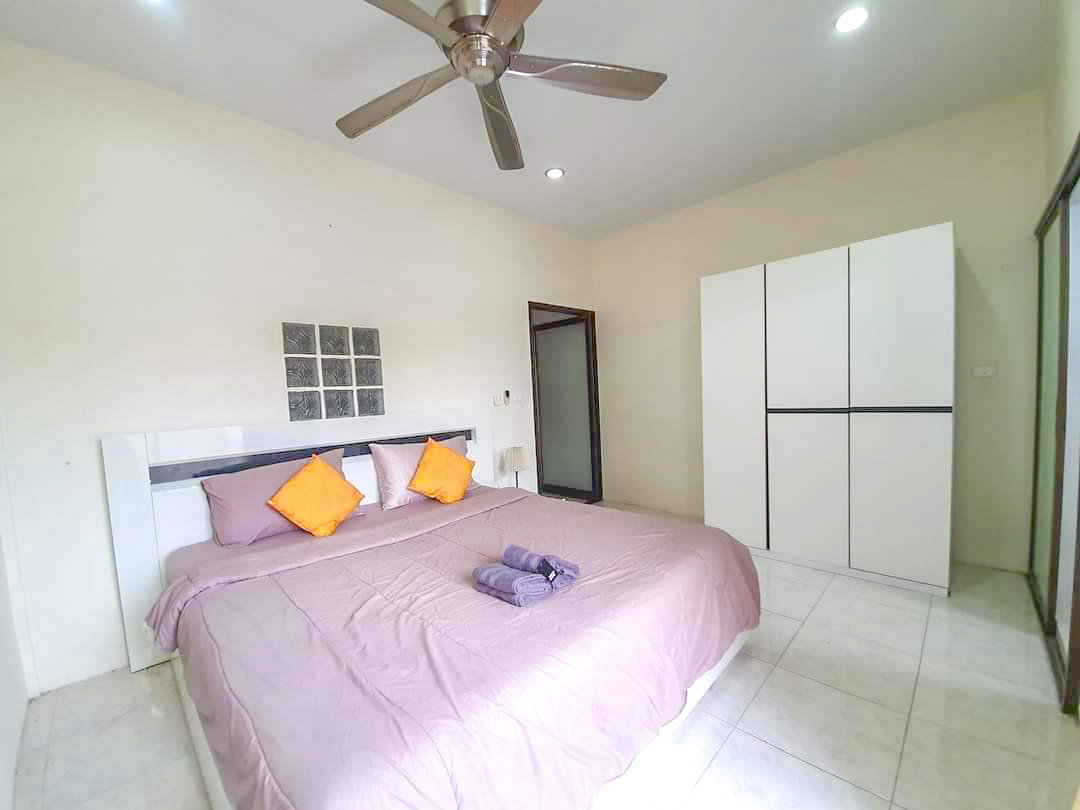 รูป 4 Bedroom Townhouse for Rent Pratumnak Hill Pattaya - รูปที่ 7/11