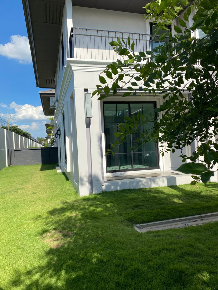 picture 🏡✨ Corner Detached House for Rent — Setthasiri Pattanakarn - 12/14