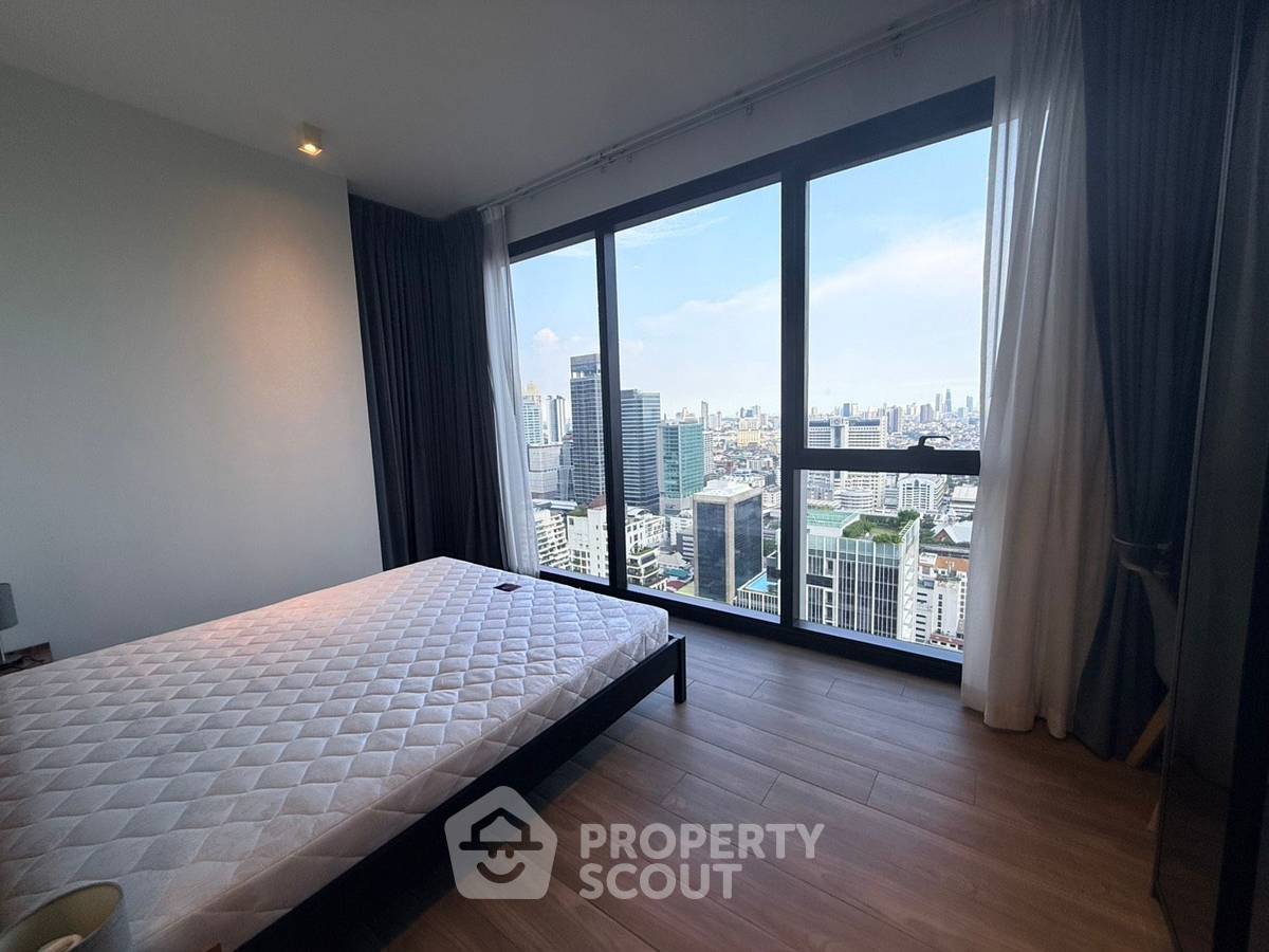 picture 2-BR Condo at The Lofts Silom near BTS Surasak (ID 2041764) - 4/11