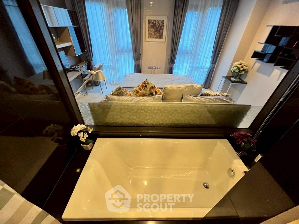รูป คอนโด 1-ห้องนอน ที่ ริทึ่ม สุขุมวิท 36-38 ใกล้ BTS ทองหล่อ (ID 2975141) - รูปที่ 7/8