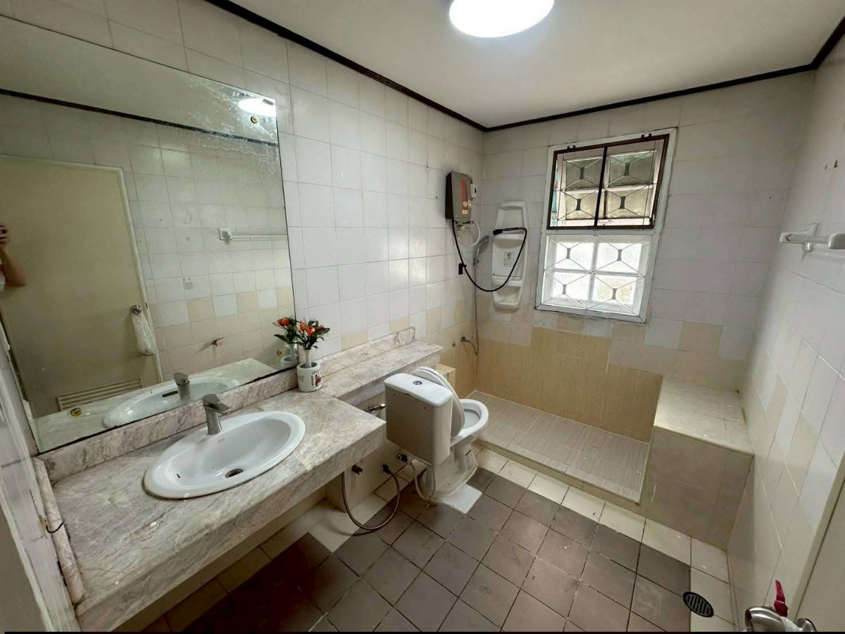 picture ⭐✨TH-017 Townhome for Sale – Busarin Saimai✨⭐ - 16/18