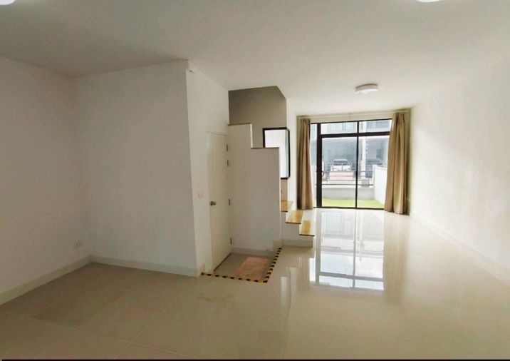 3-bed townhouse for sale, 18 sq wah, Grande Pleno Watcharapol - Sukhapibal 5