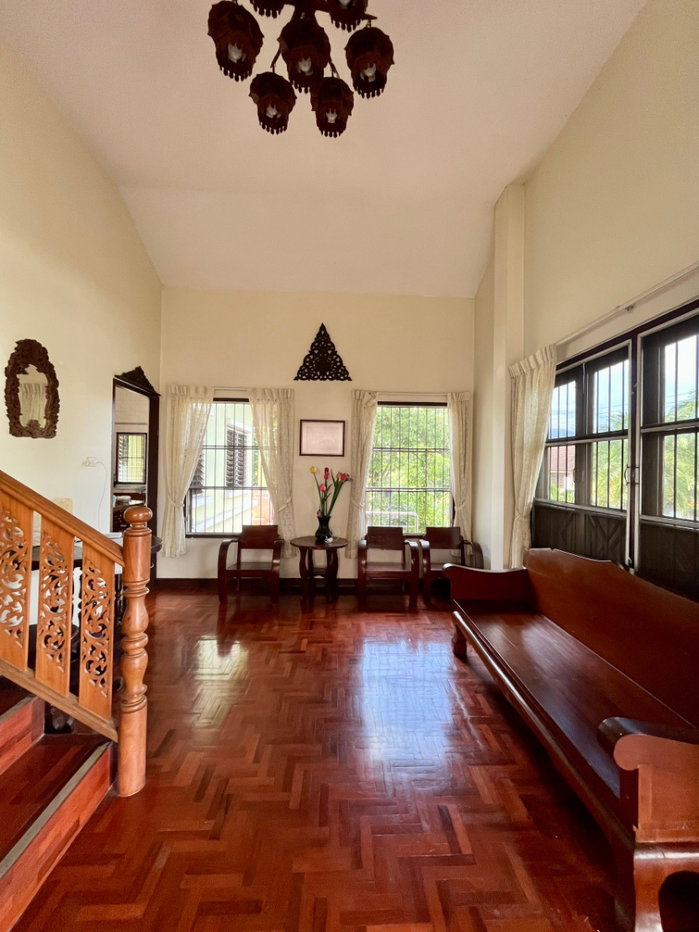 รูป 👨👩👧👦 บ้านเช่าครอบครัวใหญ่ ได้บ้าน 2 หลังในรั้วเดียว! วิวดอยสุเทพ หางดง ใกล้พืชสวนโลก ✨ - รูปที่ 10/28