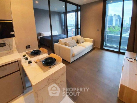 1-BR Condo at The Esse At Singha Complex near MRT Phetchaburi (ID 2975130)
