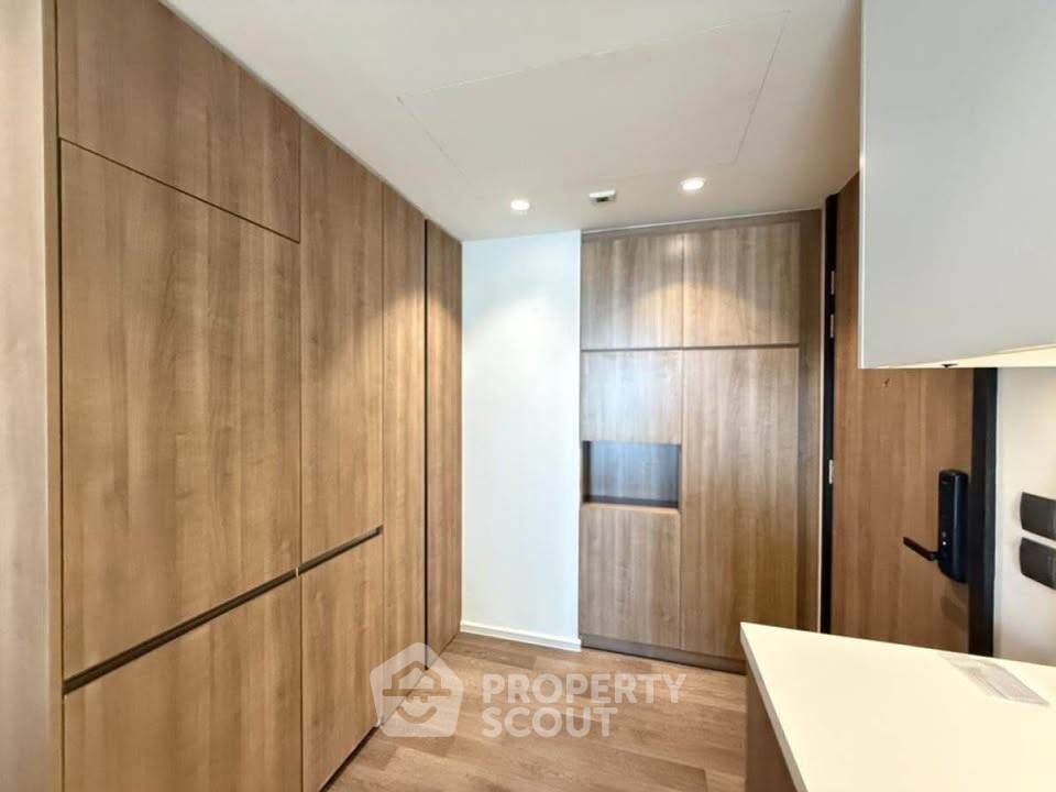 picture 2-BR Condo at Muniq Sukhumvit 23 near MRT Sukhumvit (ID 2974971) - 4/9