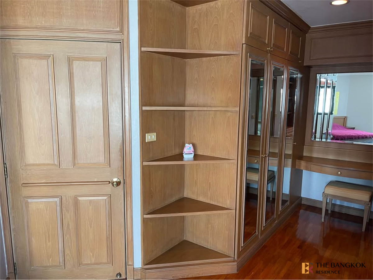 picture Sathorn Garden High-potential Location, Convenient Travel - 2/10