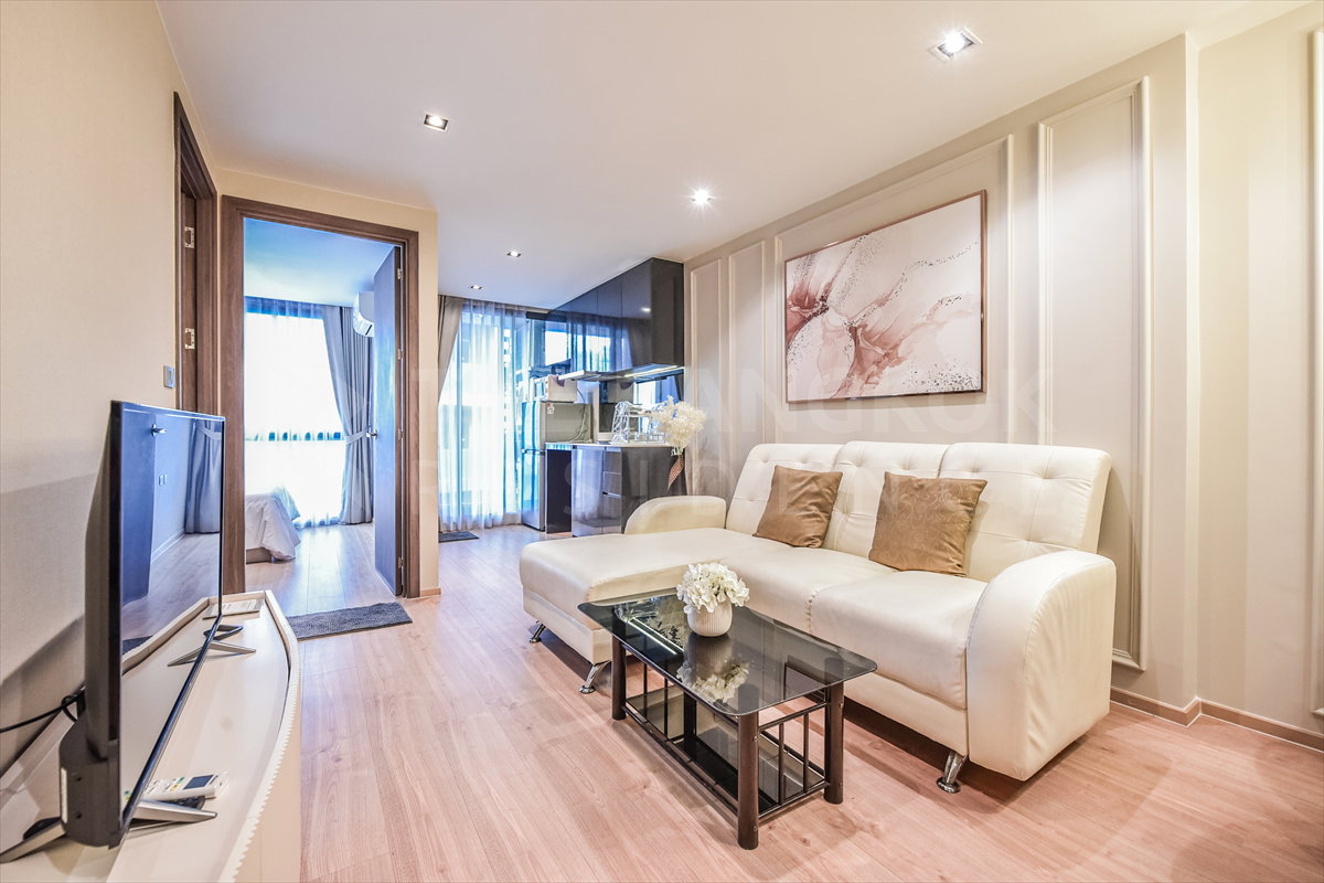 picture 🔥Available Now🔥 Altitude Chula Samyan 2B1B 43sqm. Just 33K/Month Call Ms.Angel(Aumi)0658209572 - 3/11
